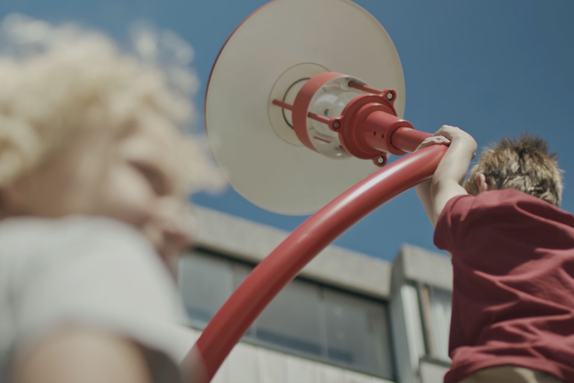 ALET Website Horizonatal Gallery Landscape 3840x2160 Louis Poulsen Follow The Light-9