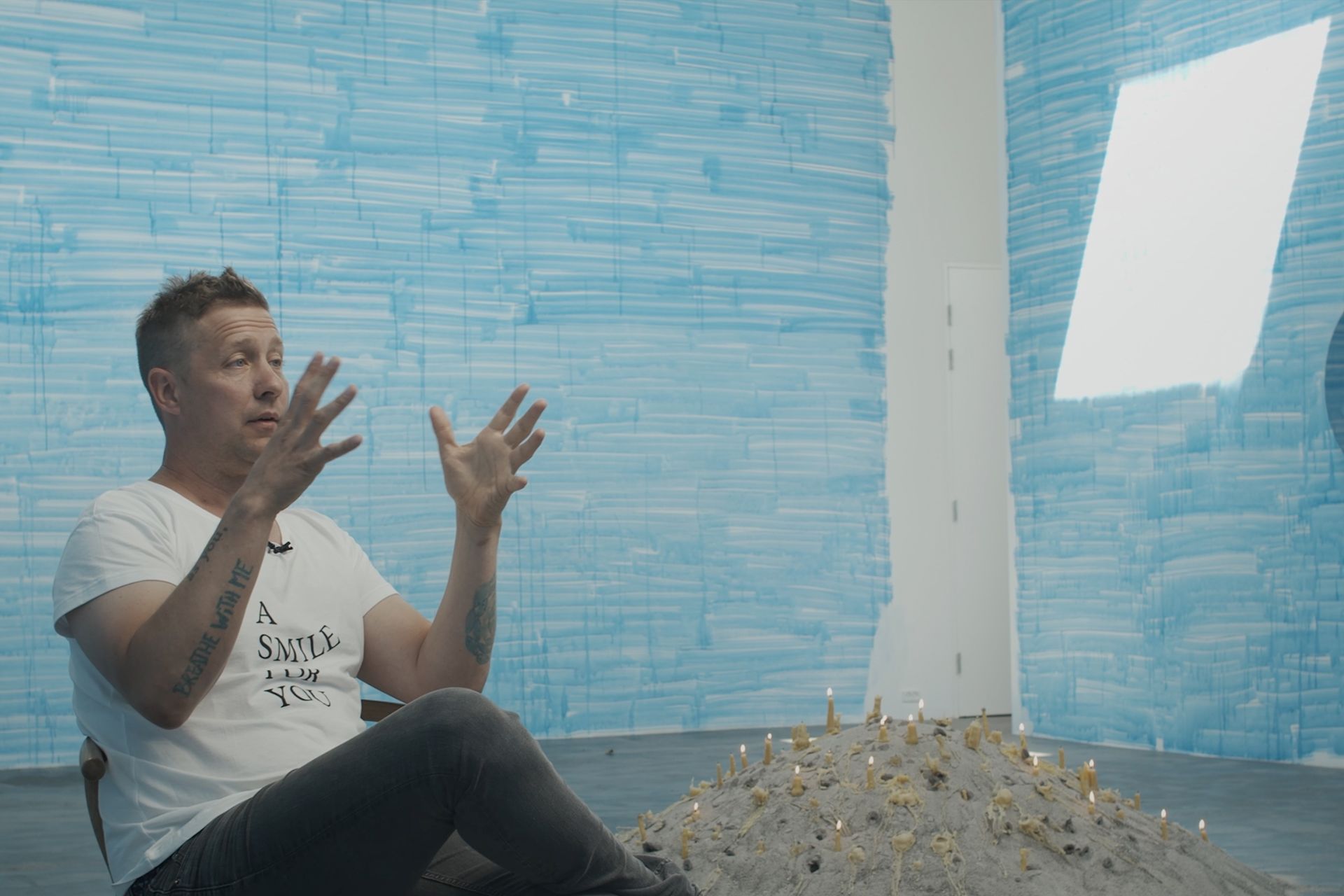 ALET Website Horizonatal Gallery Landscape 3840x2160 Louis Poulsen Follow The Light-2